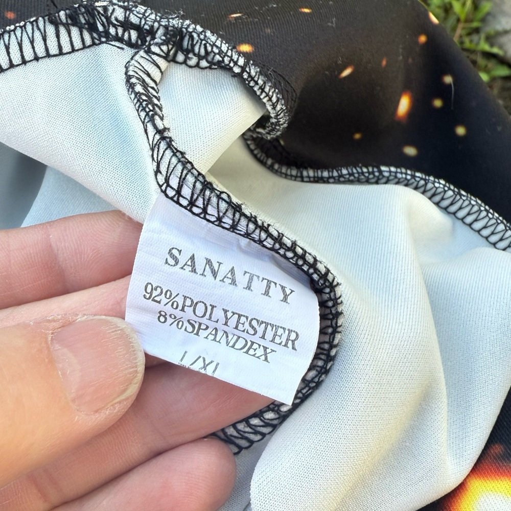 Galaxy Print Hoodie - Picture 9 of 10